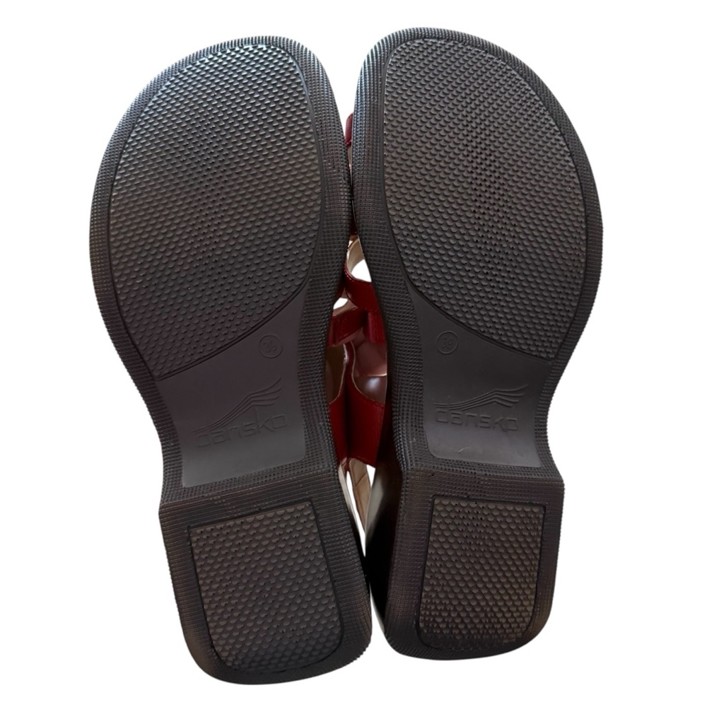 Dansko Red Strappy Leather Sandals size 39 - Picture 8 of 8
